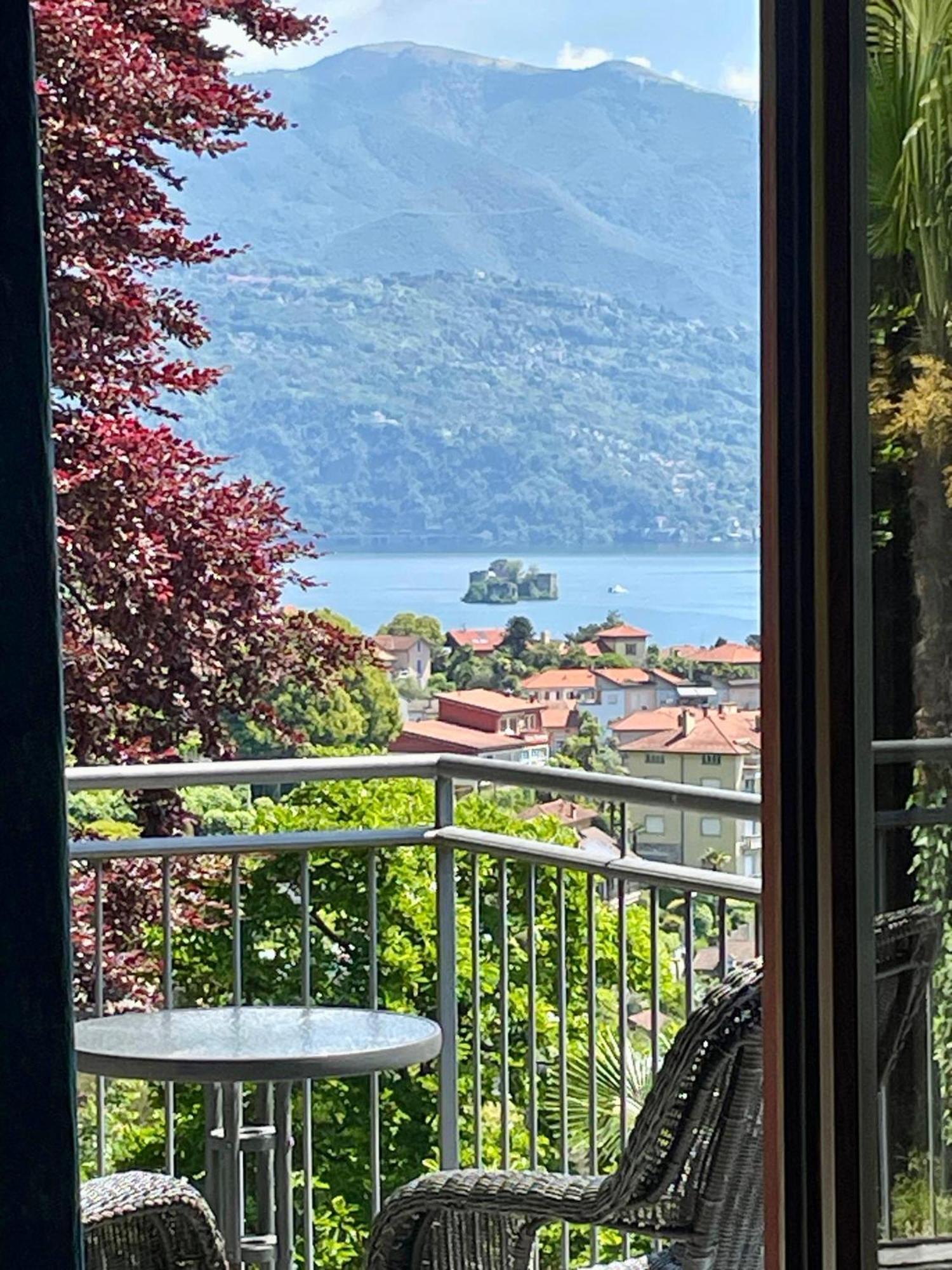 Villa Angelina Guest House Cannero Riviera Kültér fotó